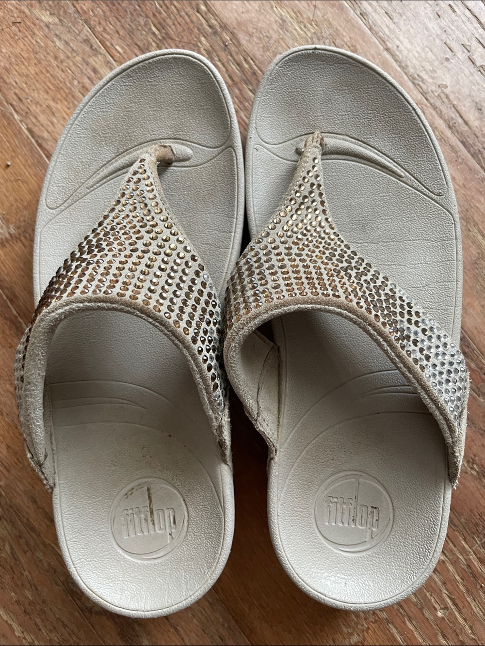 FitFlop Women's Champagne Crystal Thong Sandals